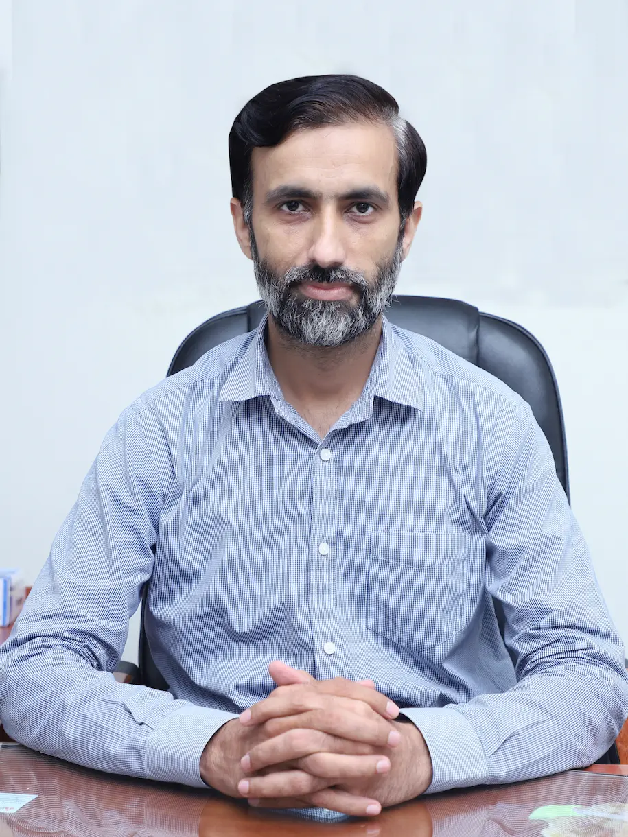Dr. Muhammad Shoaib Farooq		